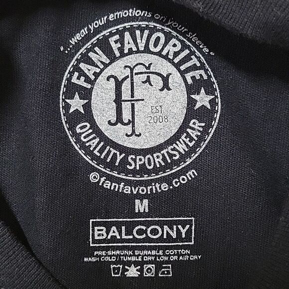 CELTICS TEE FROM FAN FAVORITE SPORTSWEAR SIZE MEDIUM - Picture 3 of 4